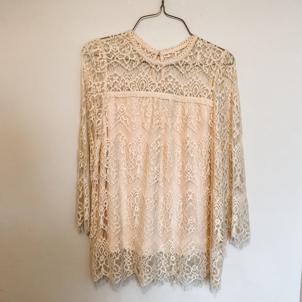 Boutique lace top